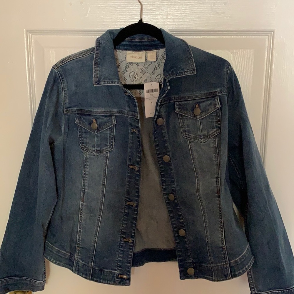 Chicos denim jacket medium blue wash.